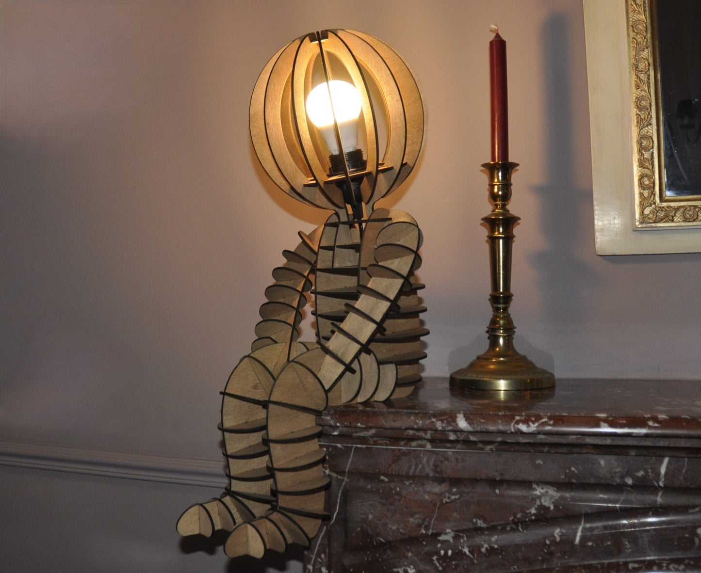 lampe Bonhomme bois (55cm) ampoule non fournie