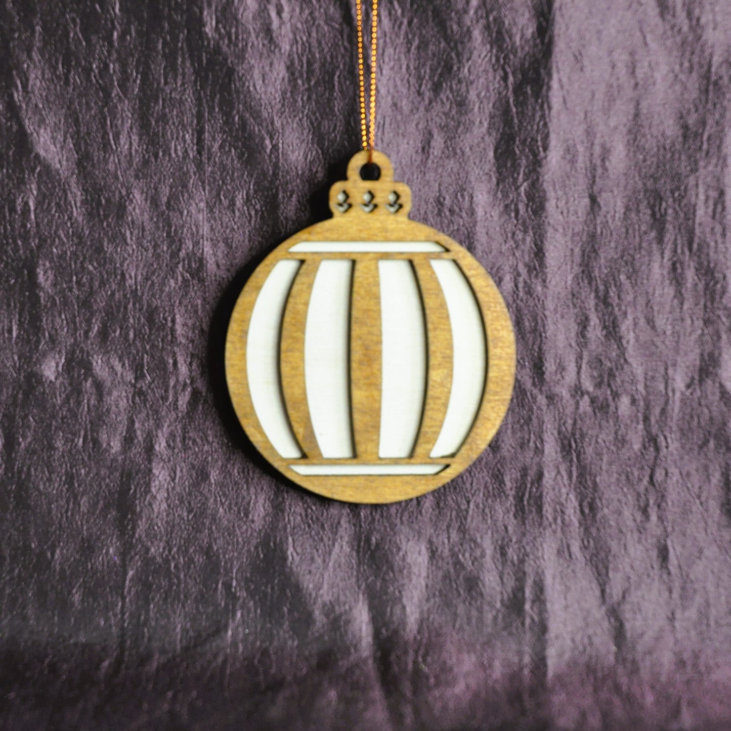 boules de noël bois 2 teintes