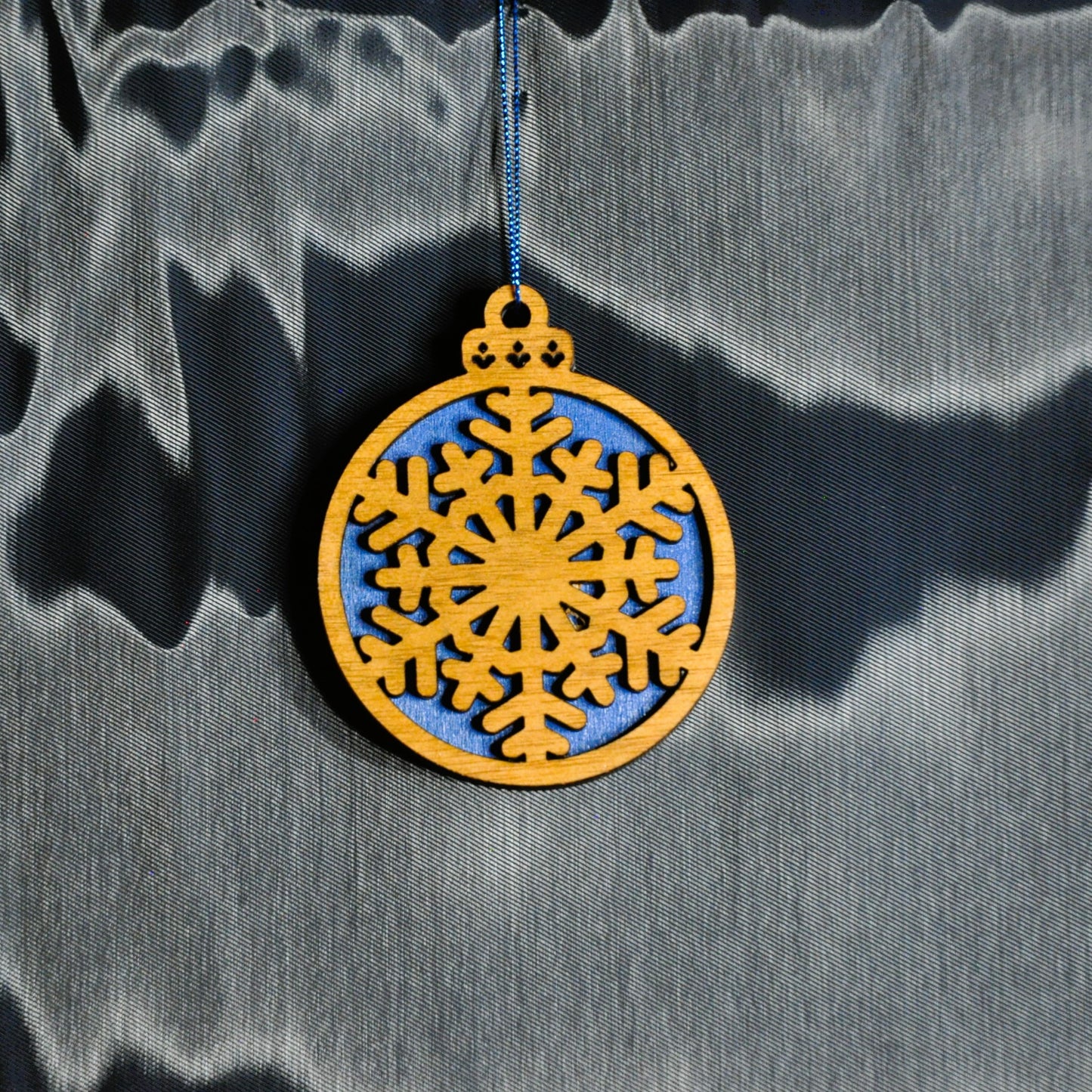 boules de noël bois et couleurs (autres couleurs sur demande)