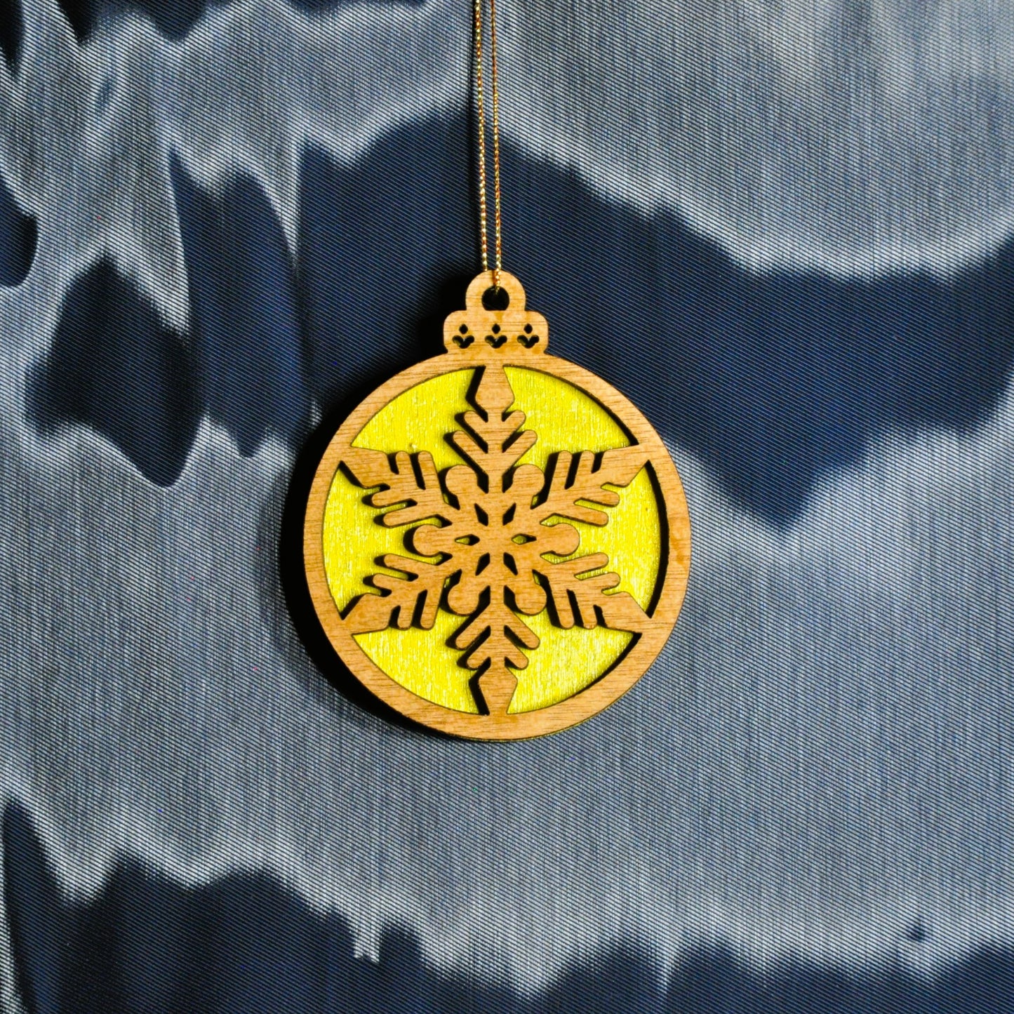 boules de noël bois et couleurs (autres couleurs sur demande)
