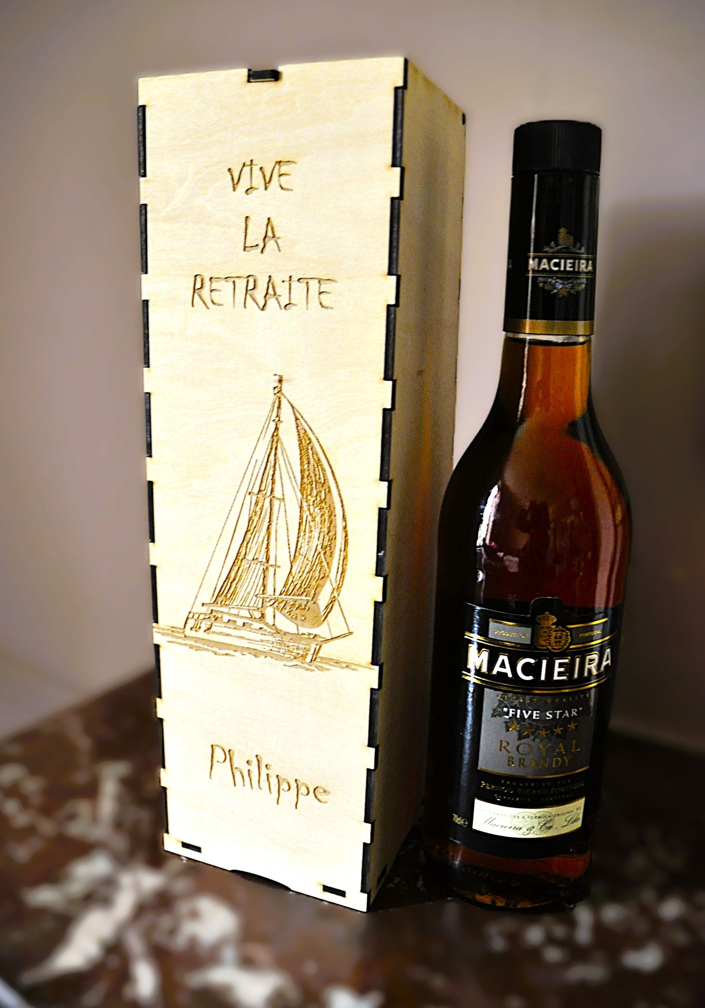boîte à vin personnalisable (sur commande)