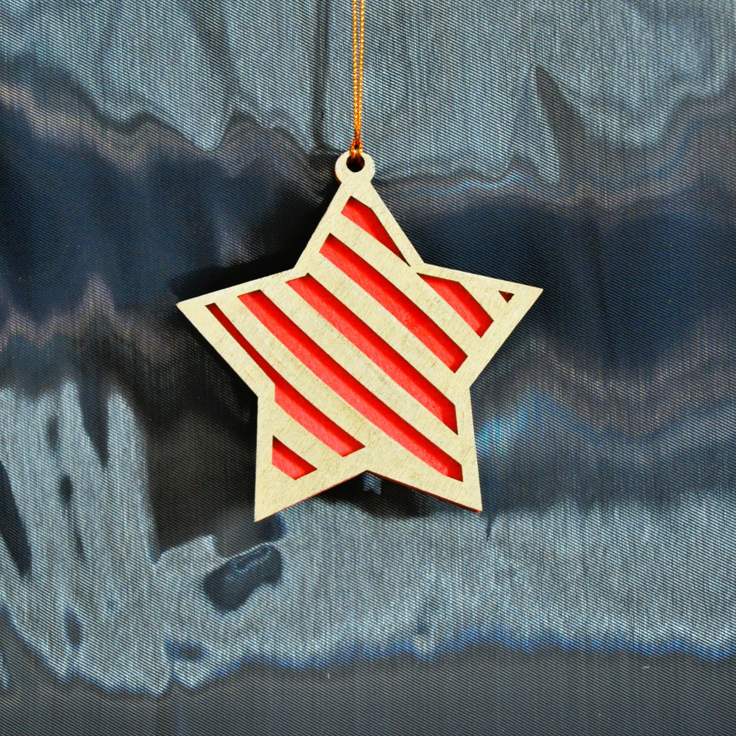étoiles de noël bois et couleurs (autres couleurs sur demande)