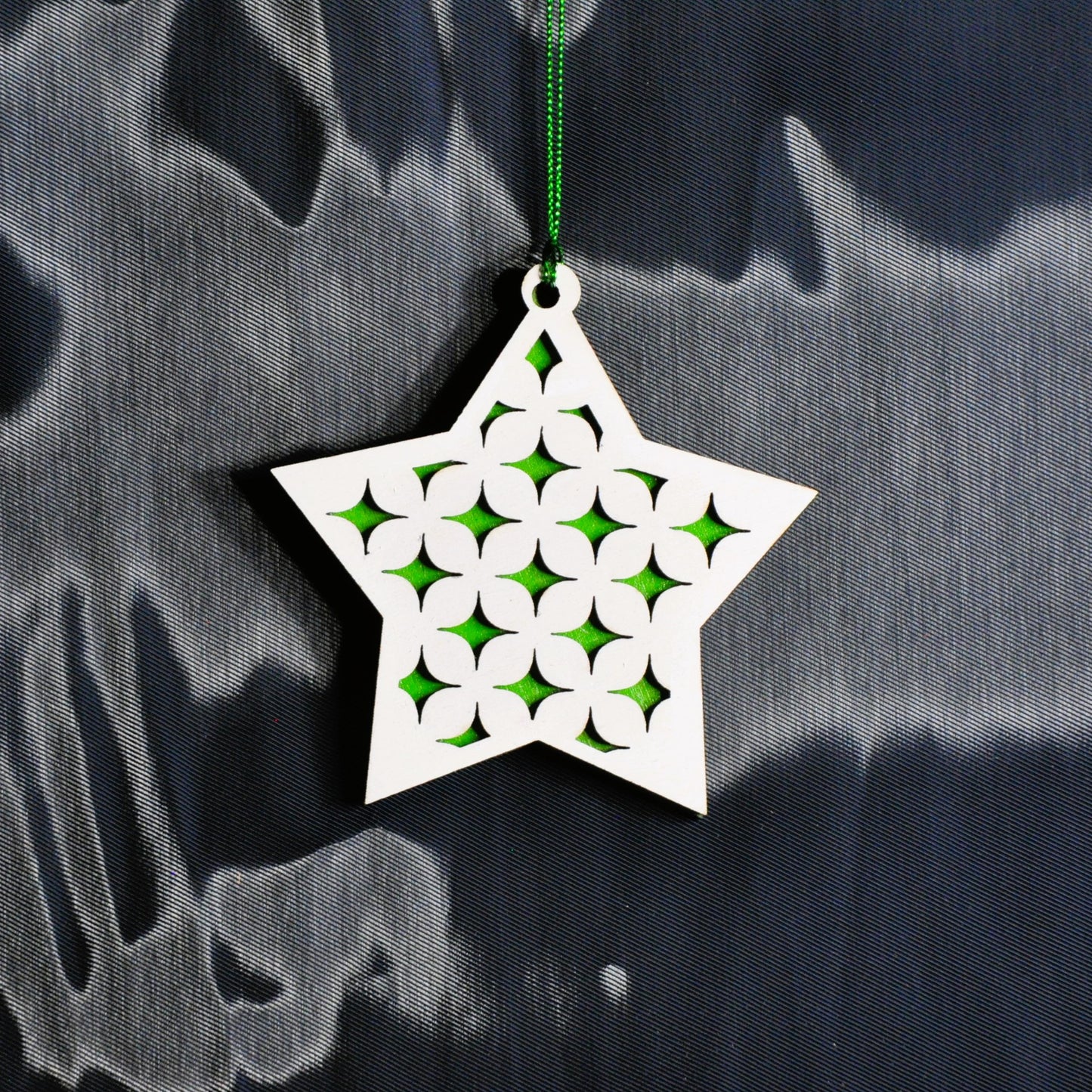 étoiles de noël blanches et couleurs (autres couleurs sur demande)