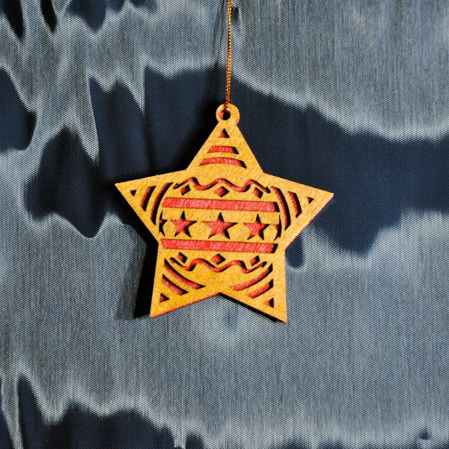 étoiles de noël bois et couleurs (autres couleurs sur demande)