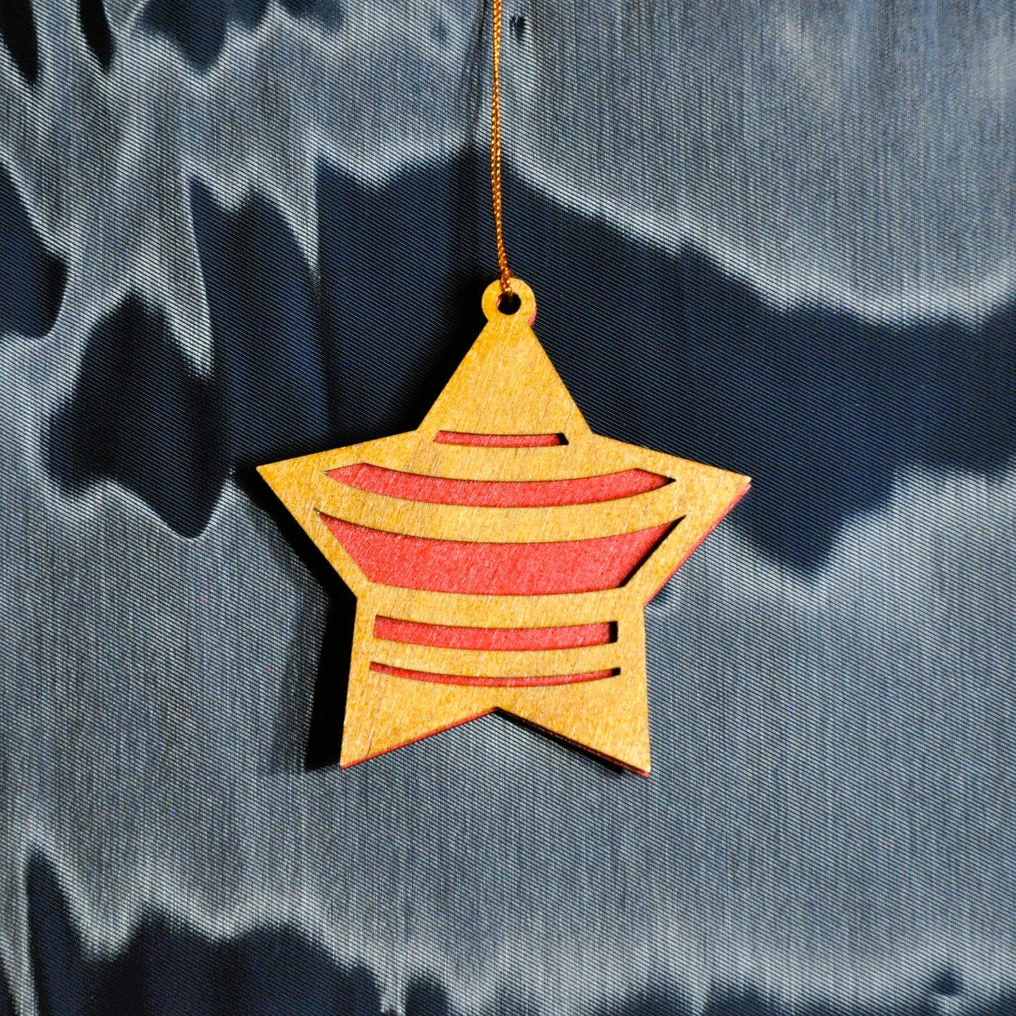 étoiles de noël bois et couleurs (autres couleurs sur demande)
