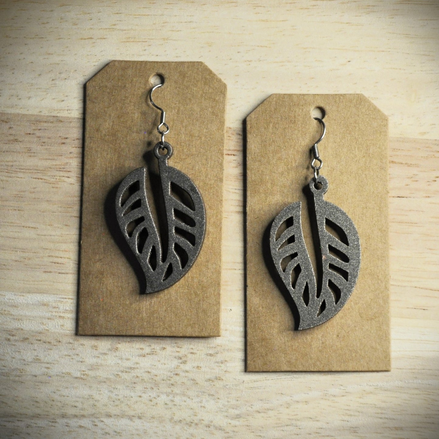 boucles d'oreilles motifs bois et couleurs (autres couleurs sur demande)
