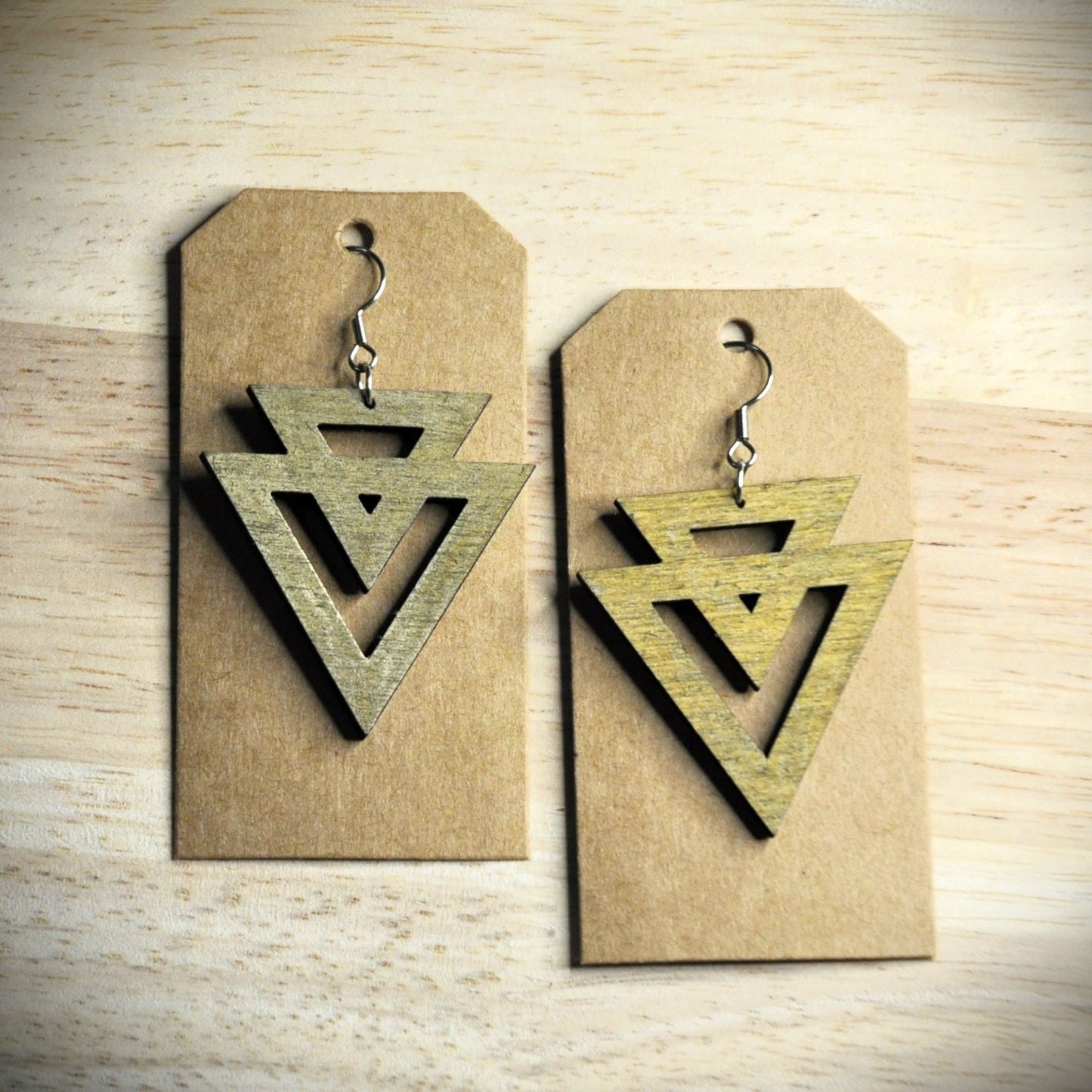boucles d'oreilles bois et couleurs (autres couleurs sur demande)