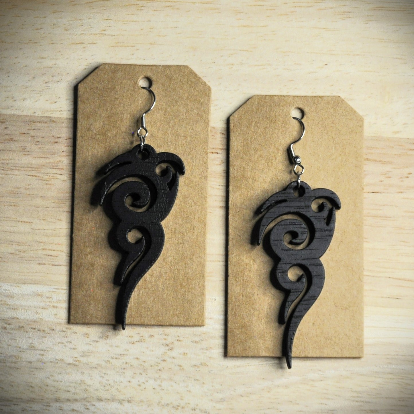 boucles d'oreilles motifs bois et couleurs (autres couleurs sur demande)