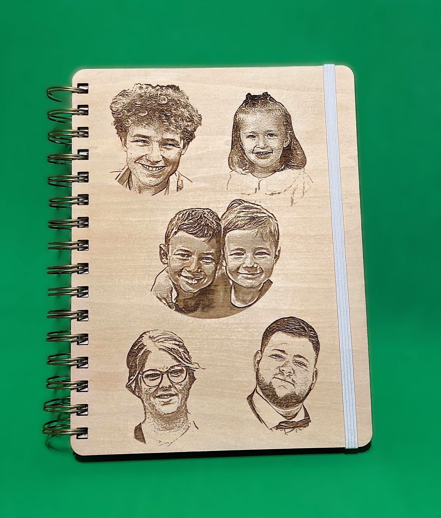 agenda bois personnalisable sur commande