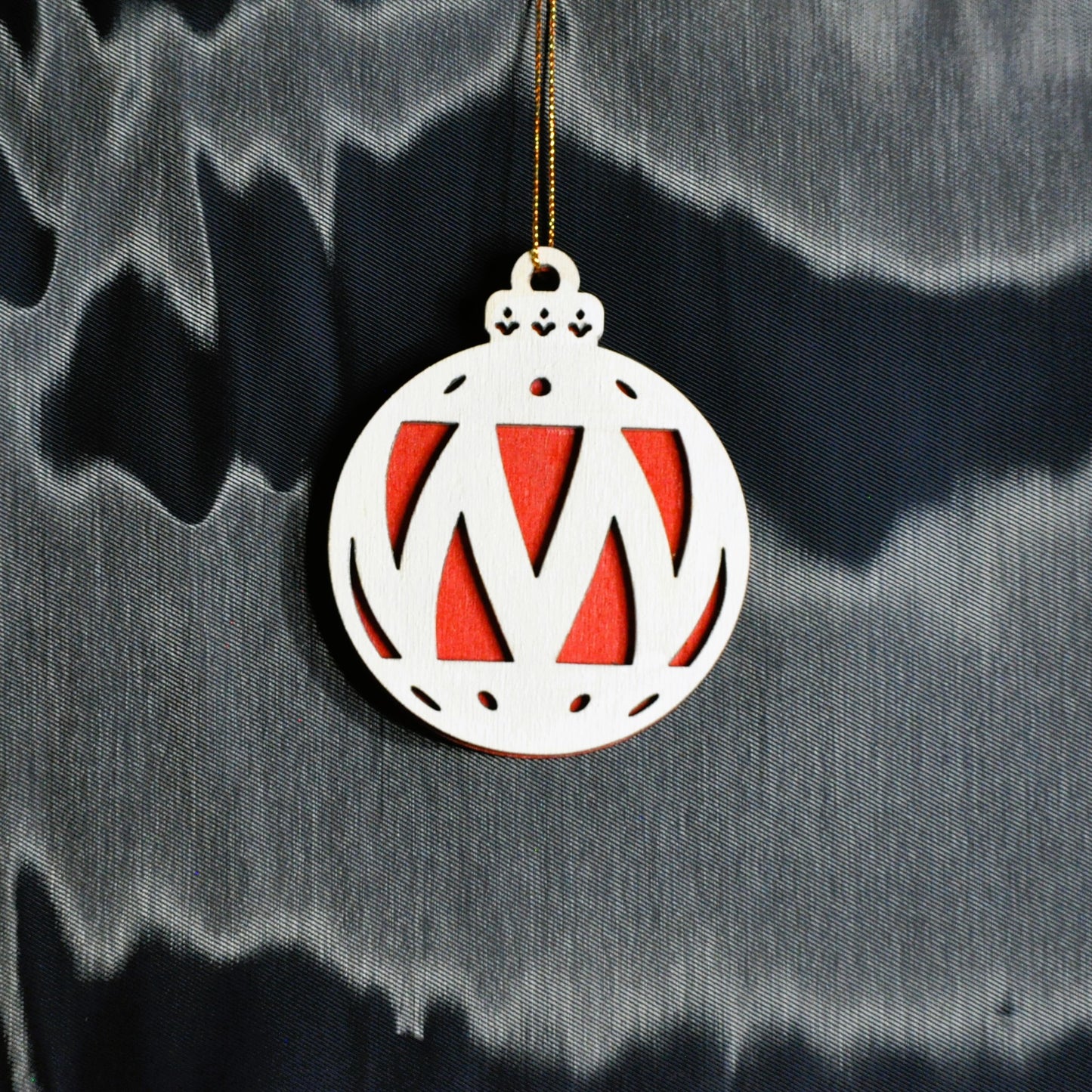 boules de noël blanches et rouge (autres couleurs sur demande)