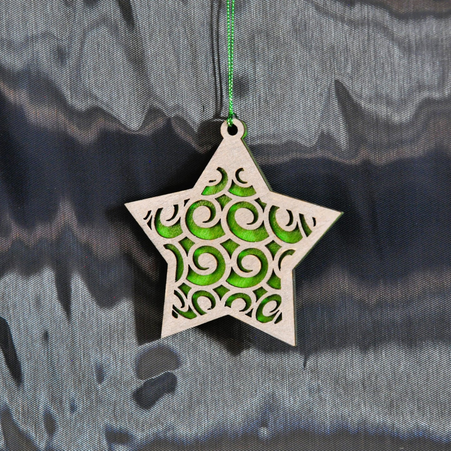 étoiles de noël argentées et couleurs (autres couleurs sur demande)