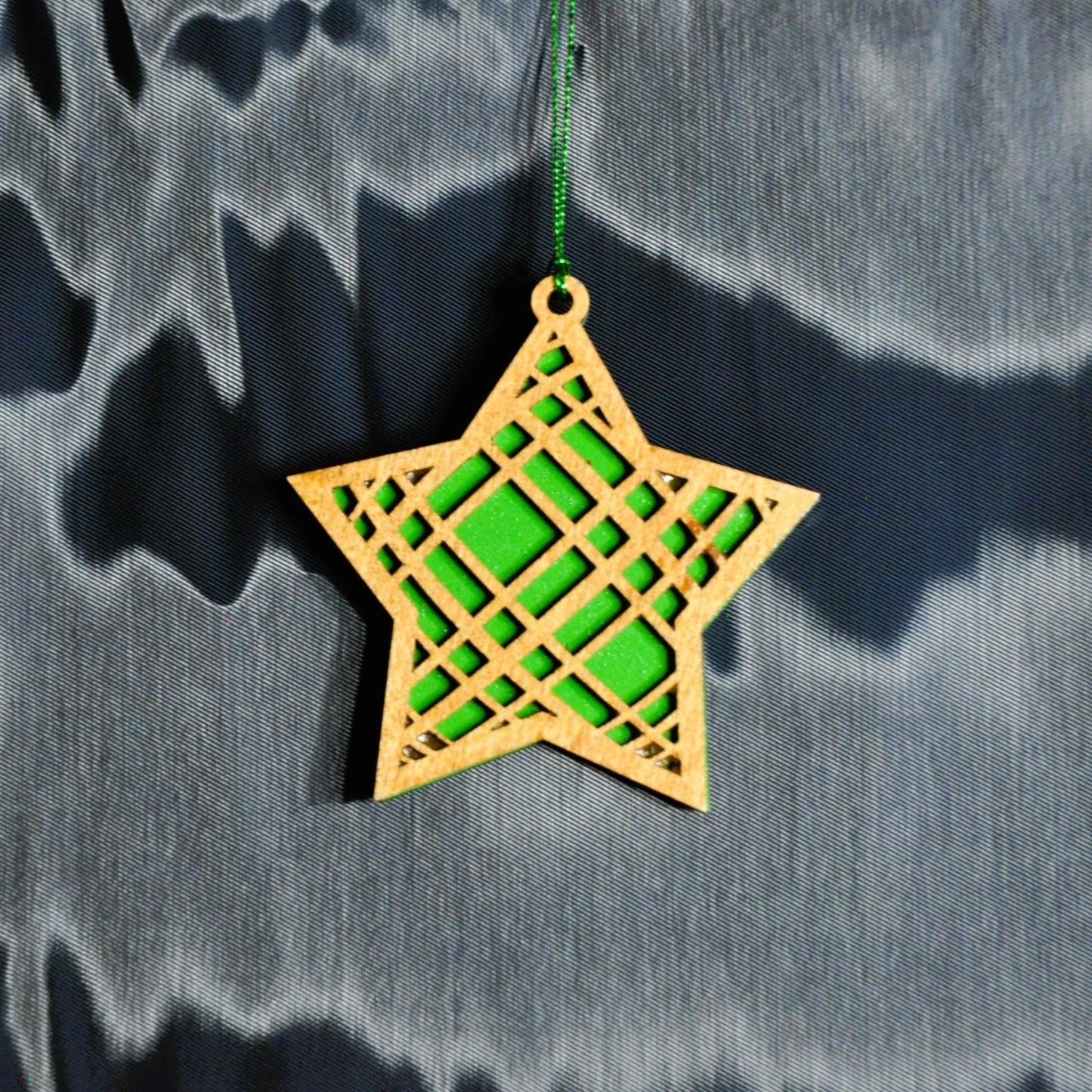 étoiles de noël bois et couleurs (autres couleurs sur demande)