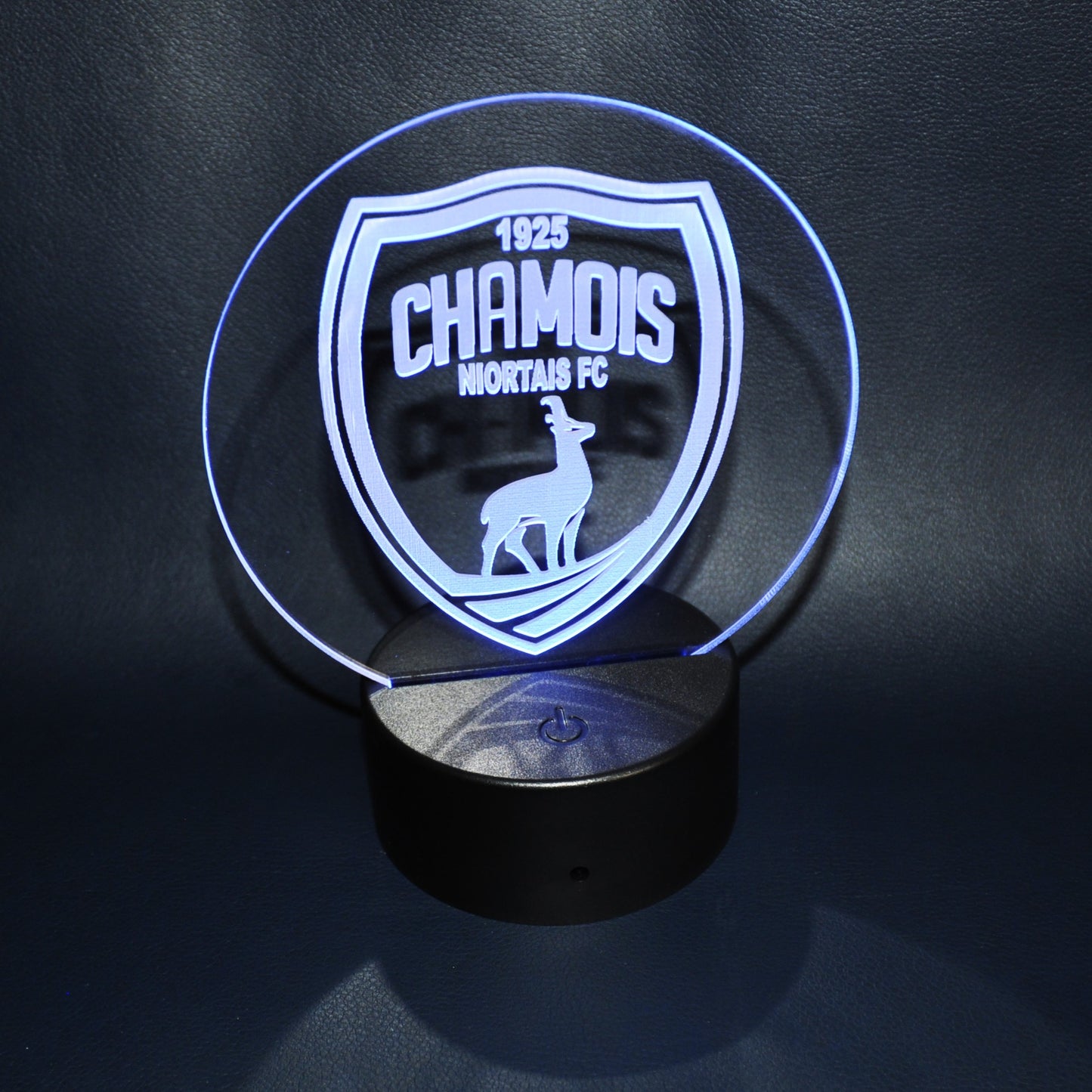 trophée lumineux multicolore - commande par le formulaire de contact
