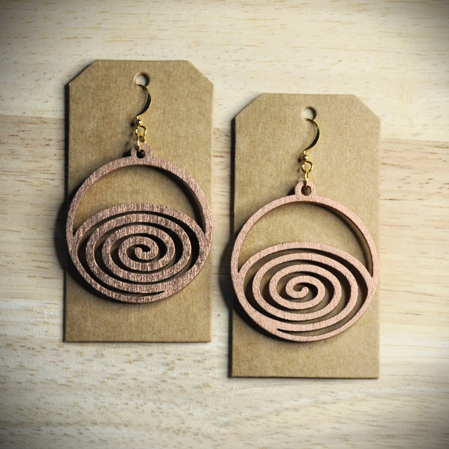 boucles d'oreilles rondes bois et couleurs (autres couleurs sur demande)